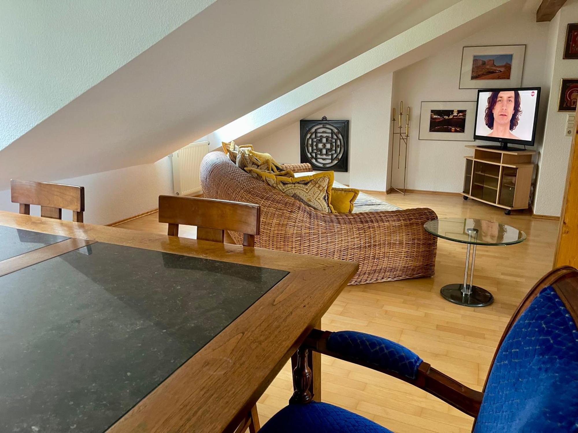 Wunderschoenes Grosses 3 Zimmer Apartament Zentrum Goldstadt Familienfreundlich Mit Garage Pforzheim Exteriér fotografie